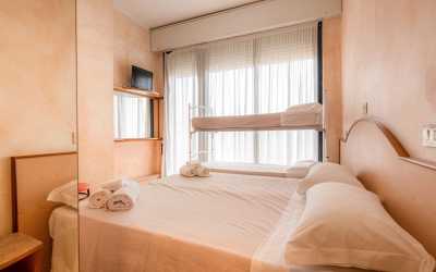 Obóz młodzieżowy, Rimini h. Crown*** - obóz Chill out Zone ze zwiedzaniem Rzymu, Wenecji, San Marino Hotel Crown***, 10 dni 12-17 lat